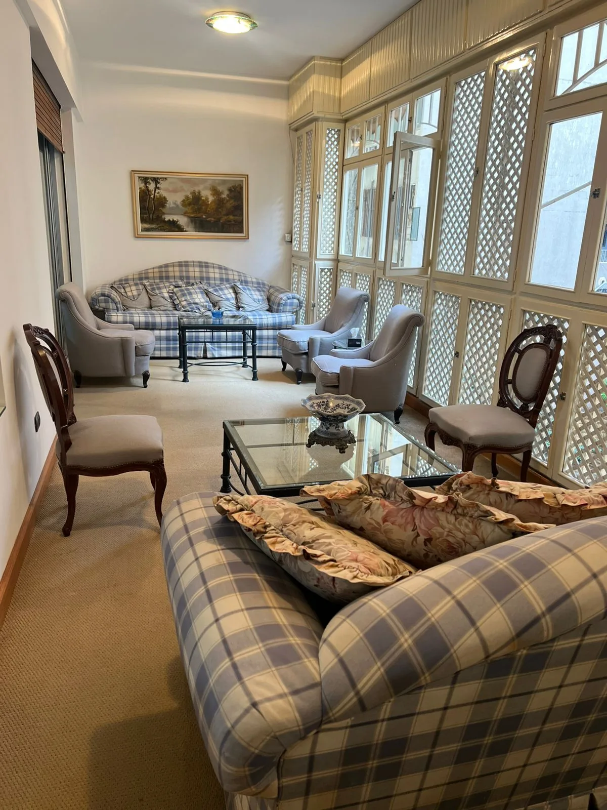 Apartment for Rent in Hamra, Beirut, Lebanon — الصورة 2
