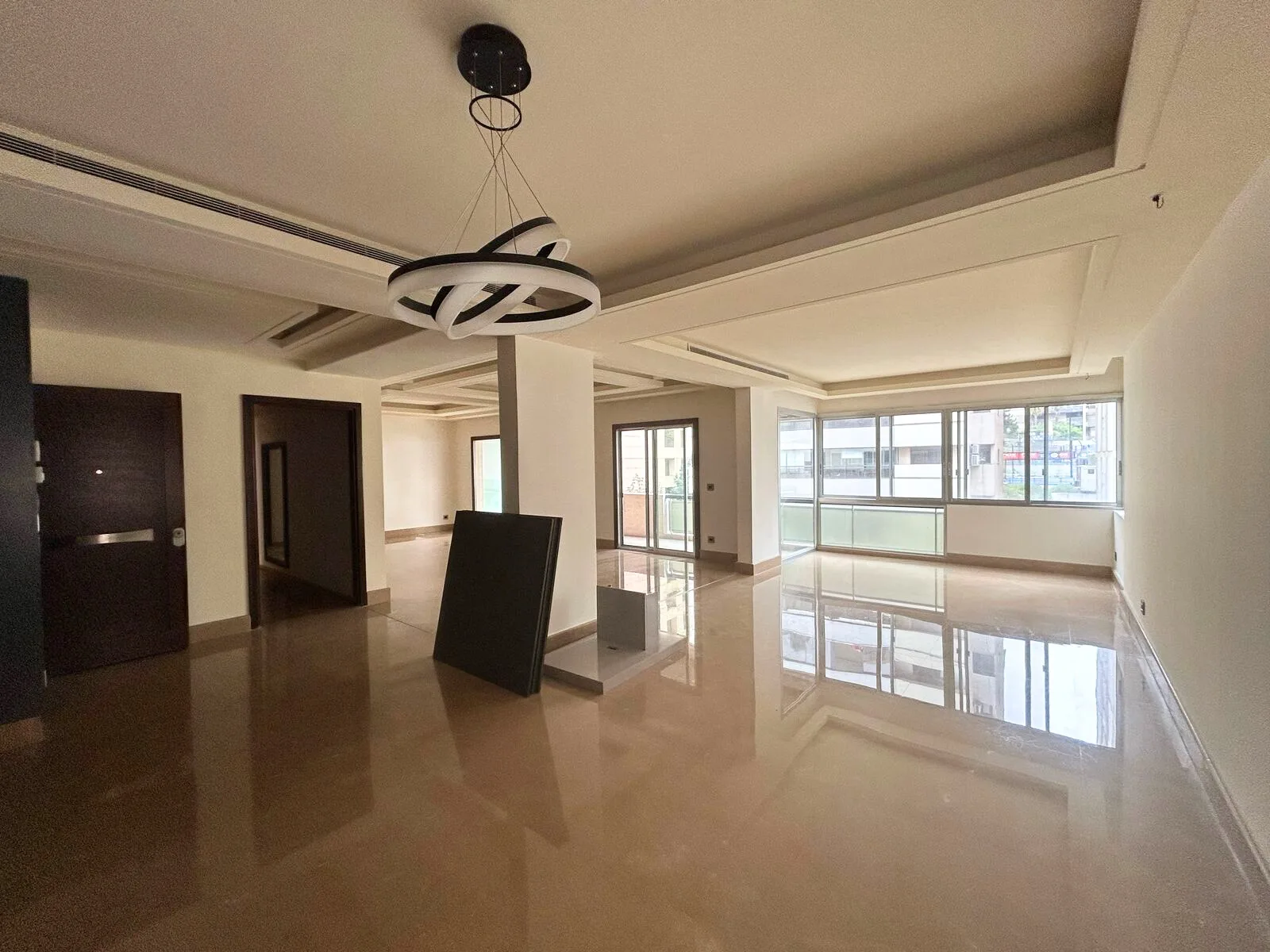 Apartment for Sale in Tallet Khayat, Beirut, Lebanon — الصورة 4