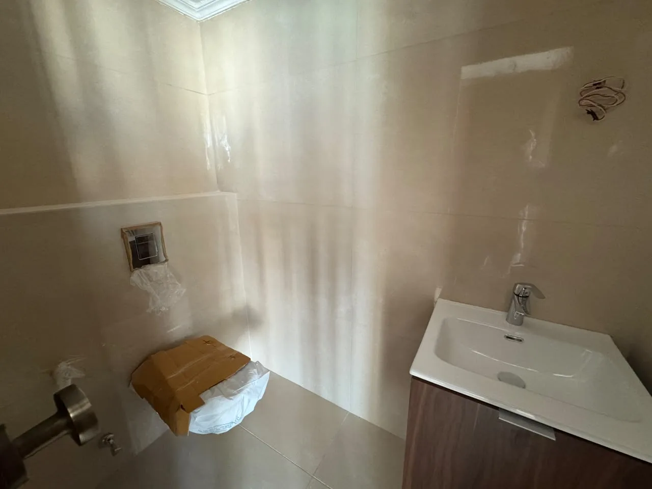 Office for Rent in Adliyeh — الصورة 7