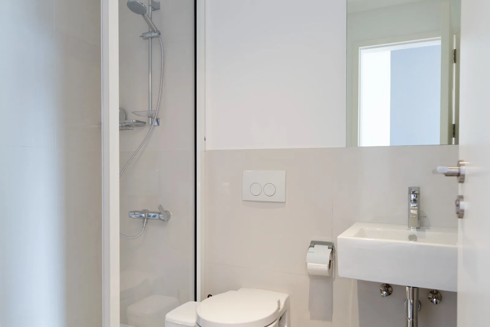 Apartment for Sale in Mar Mikhael, Beirut, Lebanon — الصورة 9