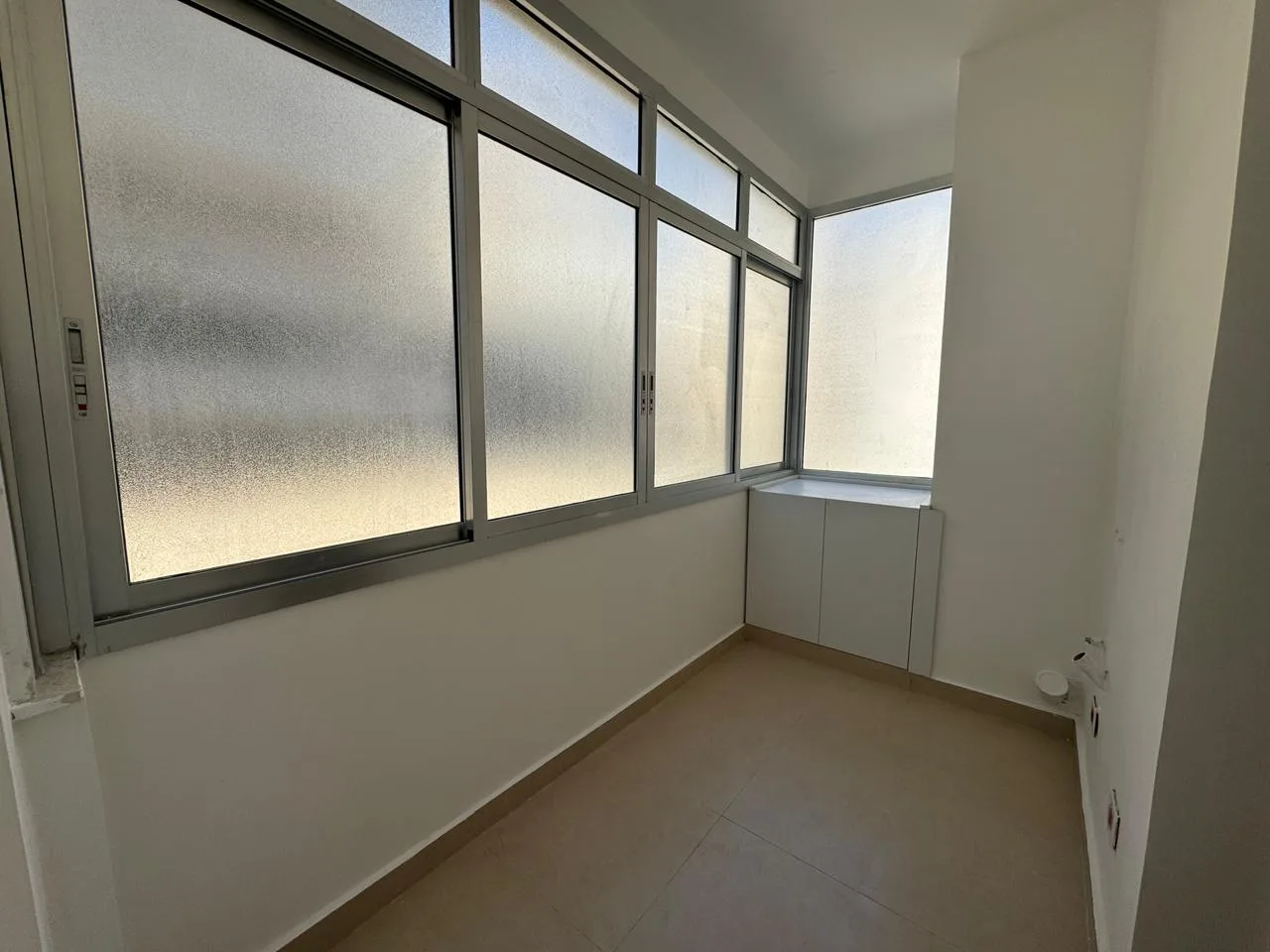 Apartment for Sale in Ras Beirut — الصورة 8