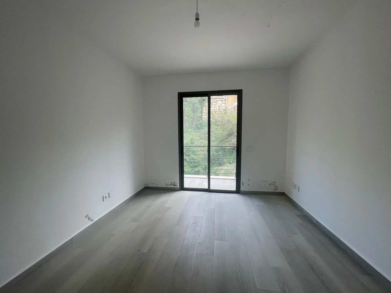 Apartment for Sale in Ain Saadeh, Lebanon — الصورة 2