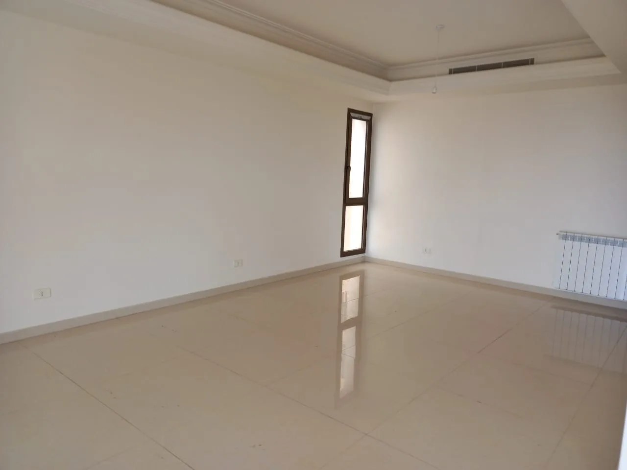 Apartment for Sale in Haret Sakher, Lebanon — الصورة 4