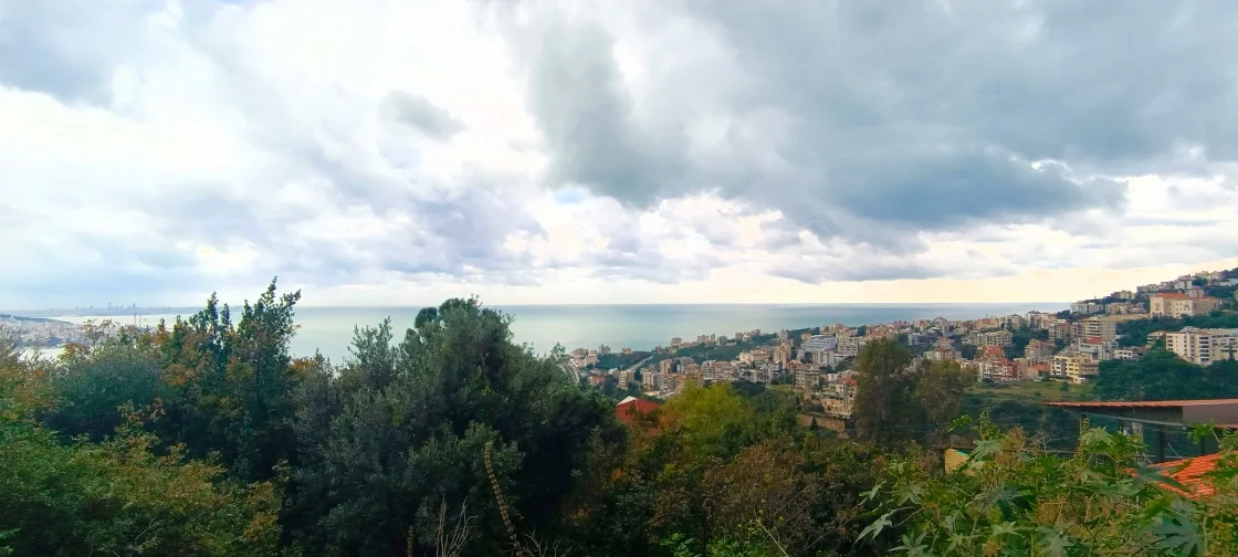 Land for Rent in Kfar Hbab, Lebanon — الصورة 1