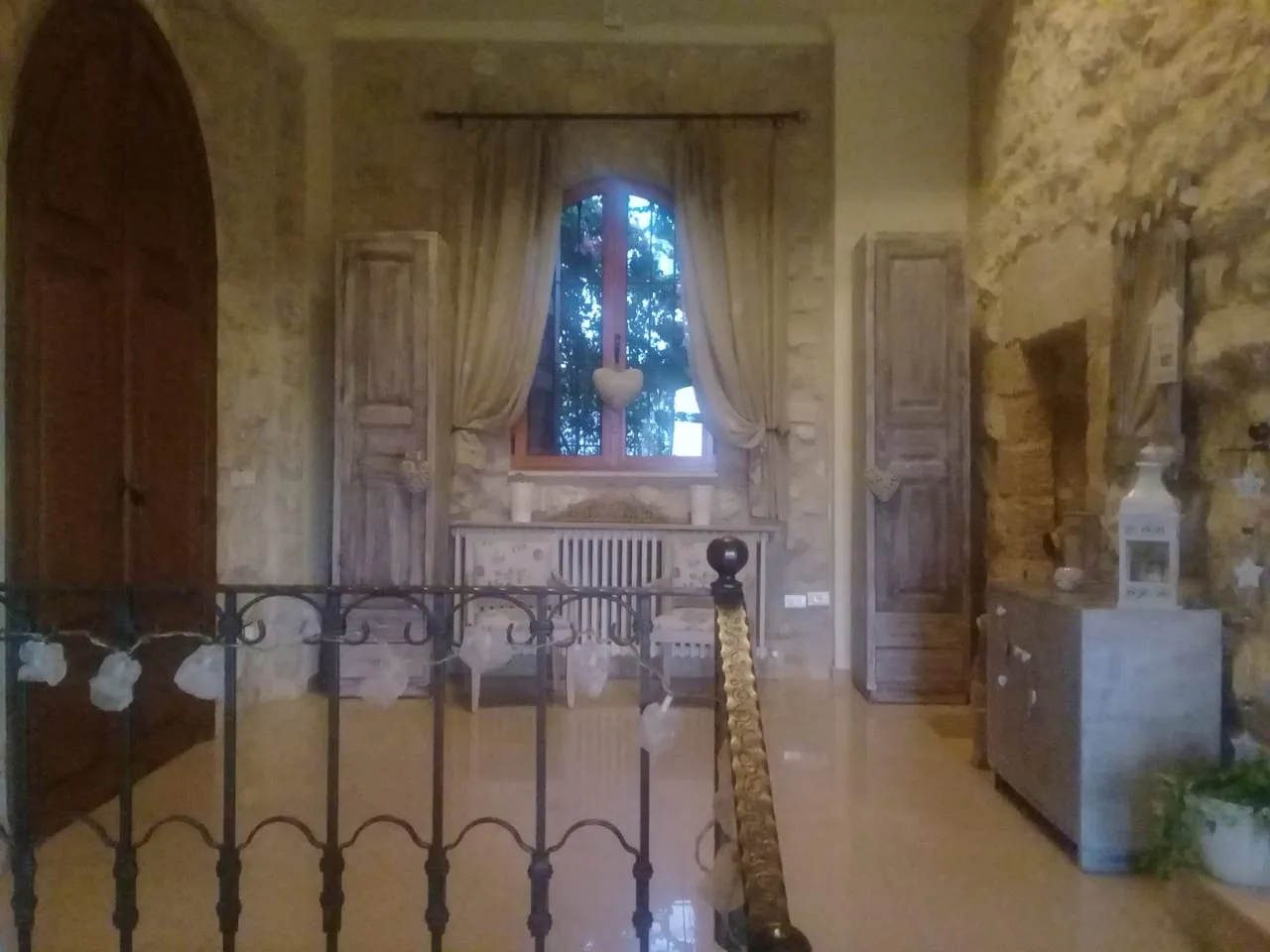 Villa for Sale in Aamchit, Lebanon — الصورة 10