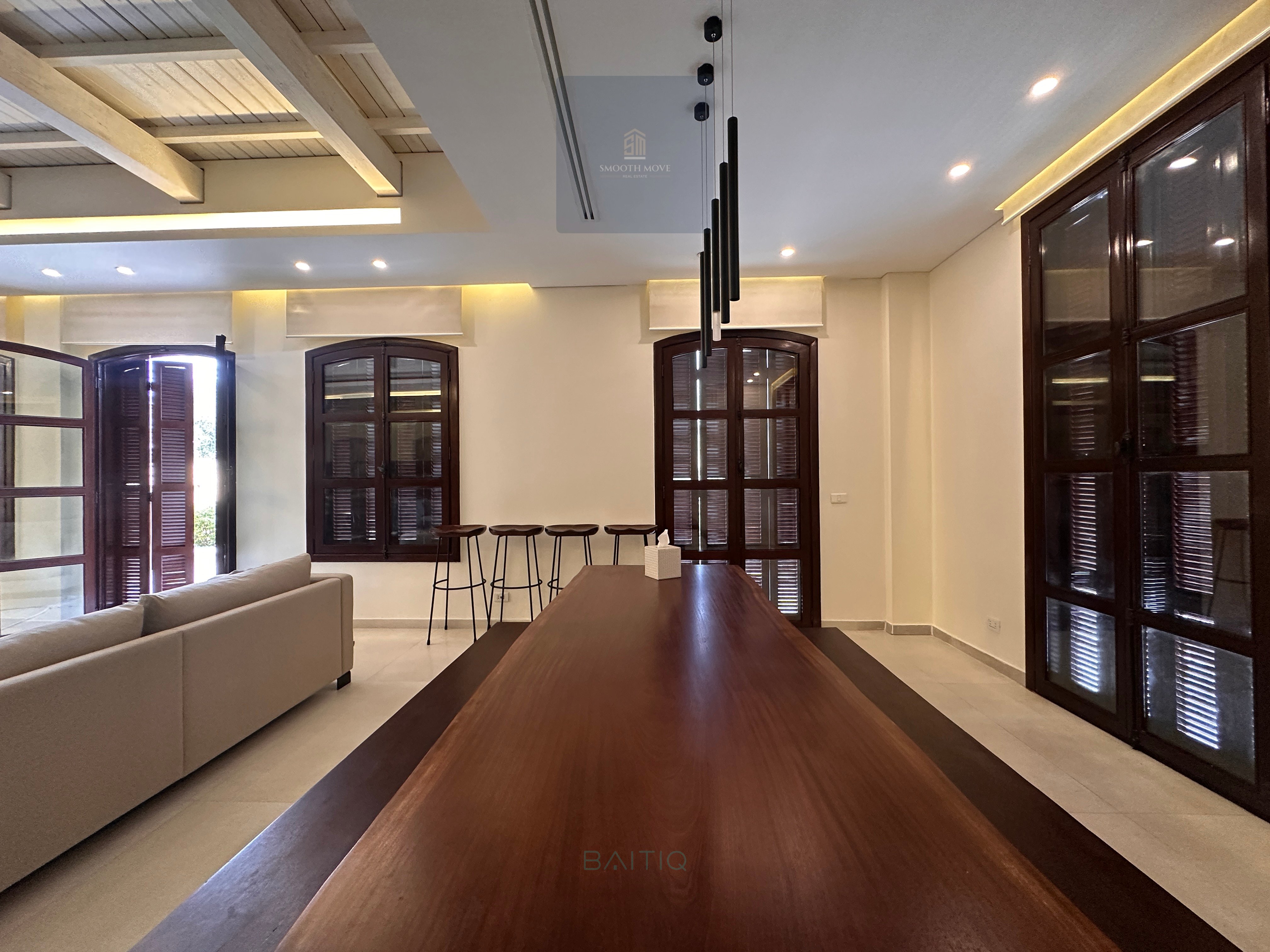 Furnished Penthouse With Terrace for Rent in Downtown, Beirut — الصورة 5