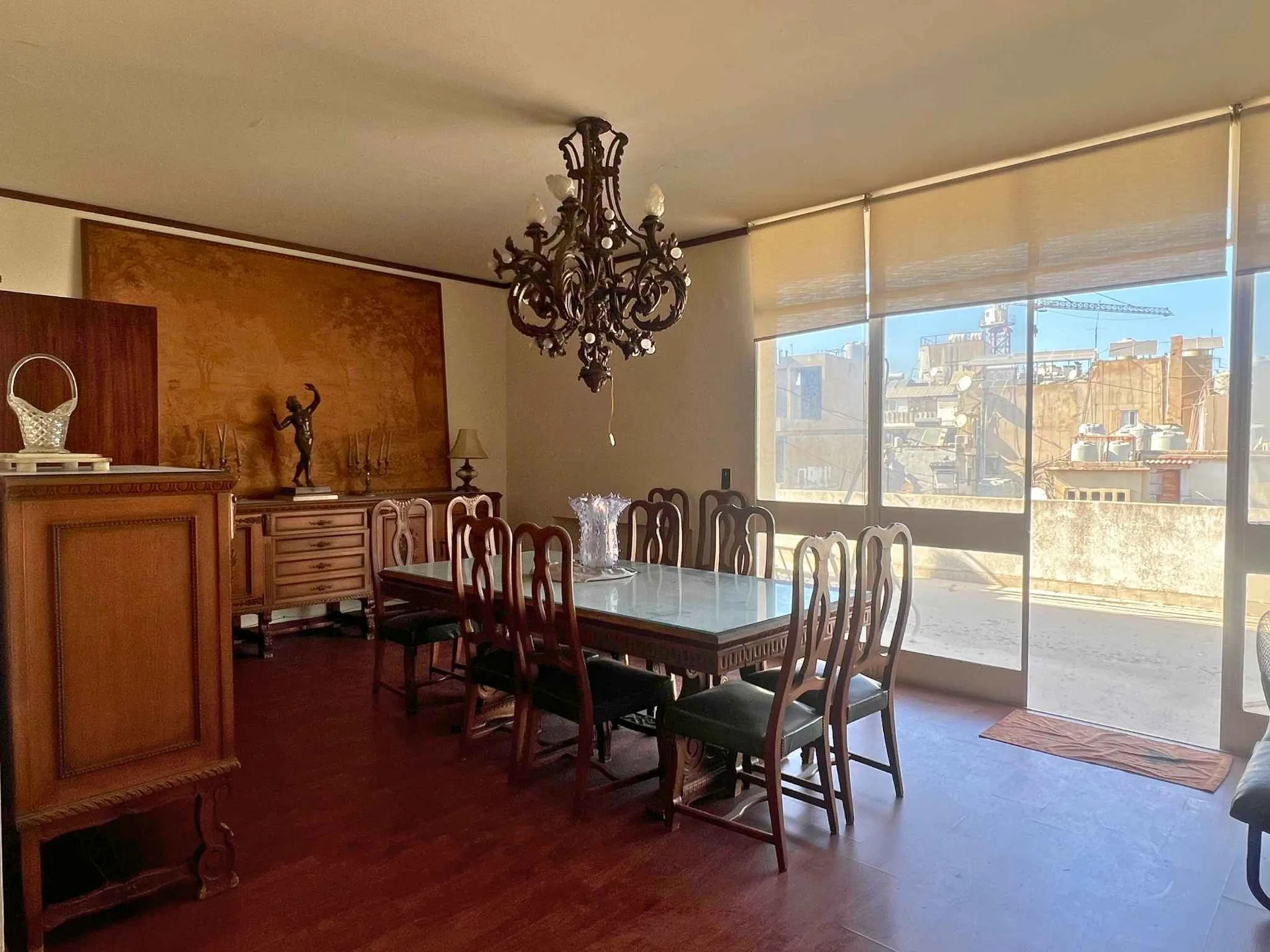 Apartment for Sale in Sassine, Achrafieh, Beirut, Lebanon — الصورة 4