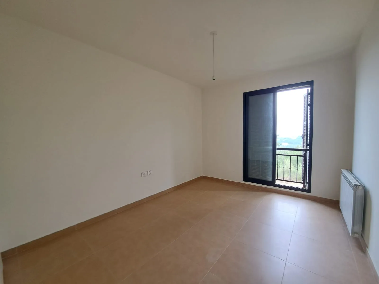 Apartment for Sale in Aatchane, Lebanon — الصورة 10