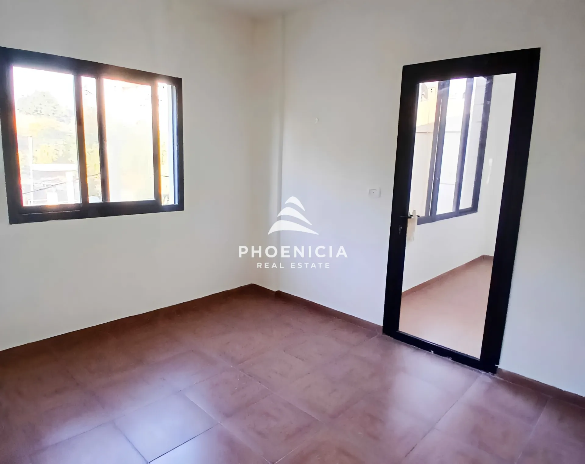 Apartment for sale in Amchit, Lebanon — الصورة 10