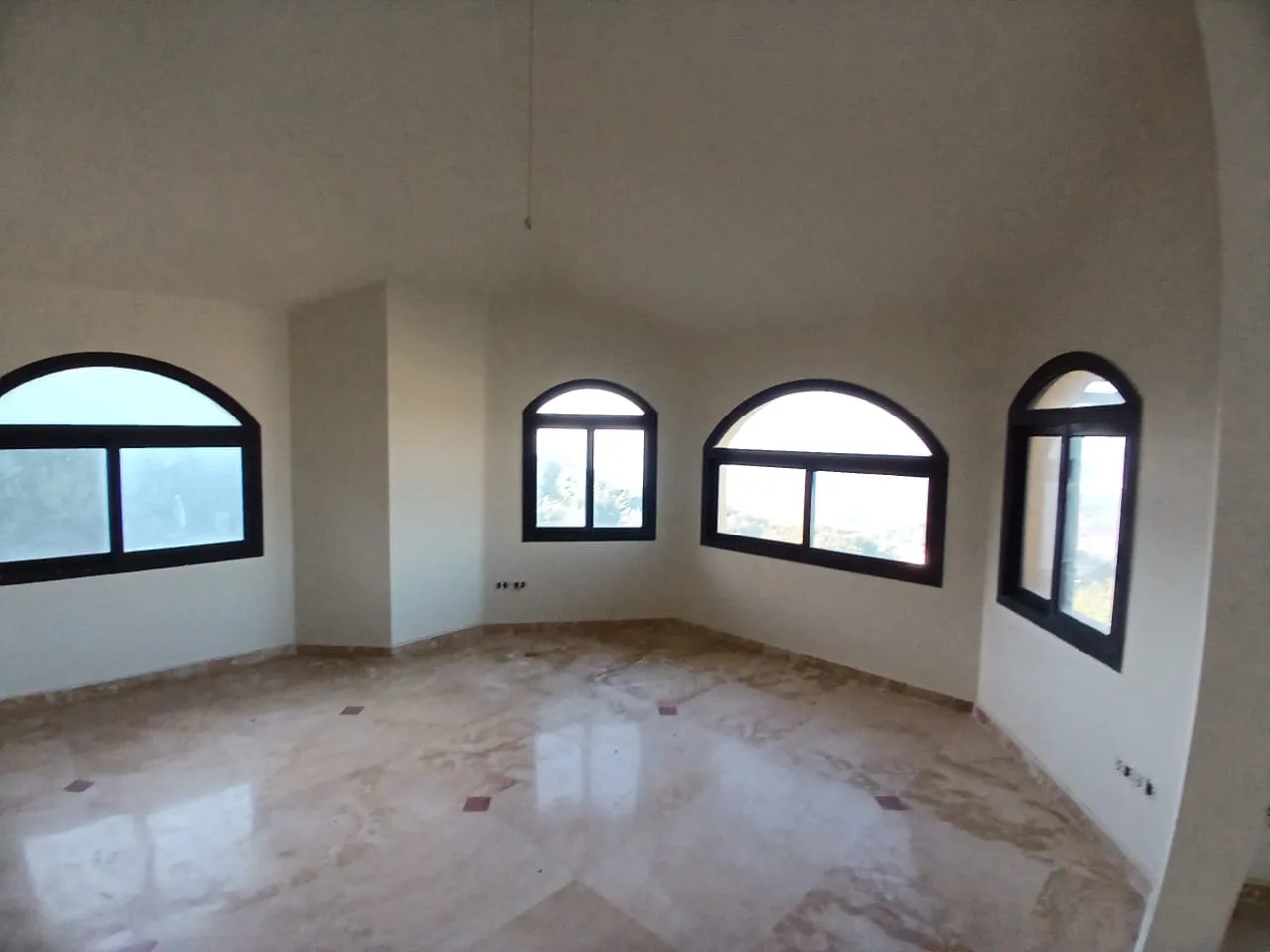Villa for Sale in Beit Chabeb, Lebanon — الصورة 8