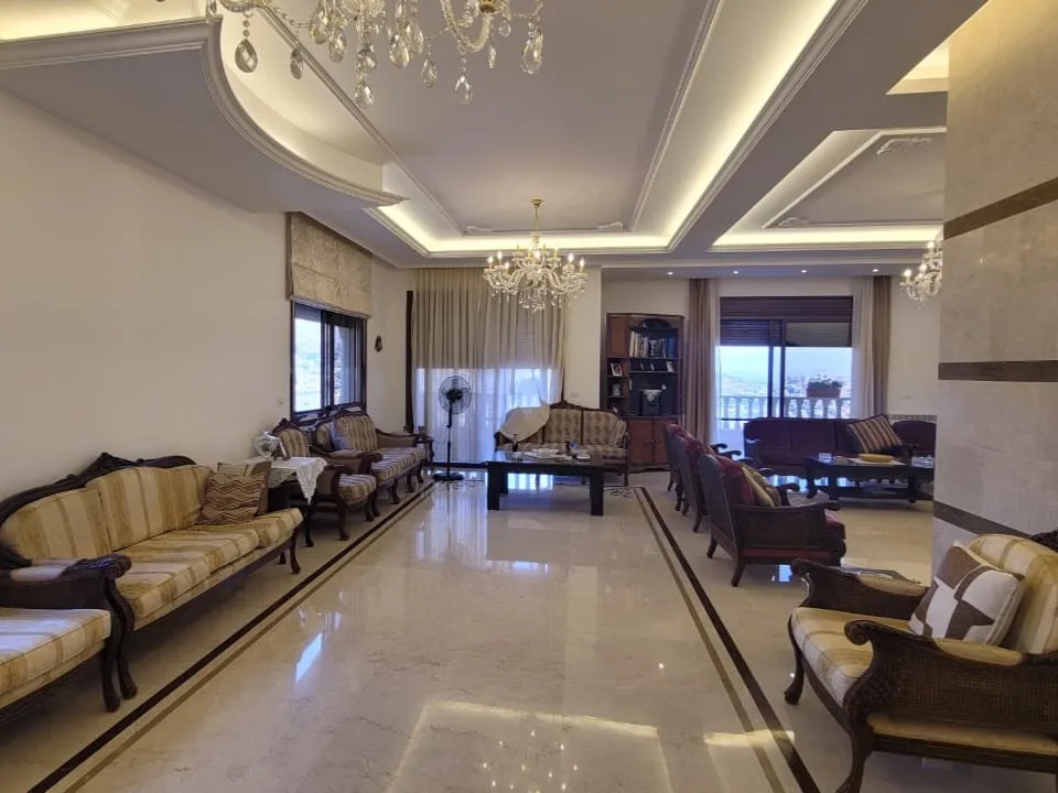 Building for Sale in Zahlé — الصورة 3