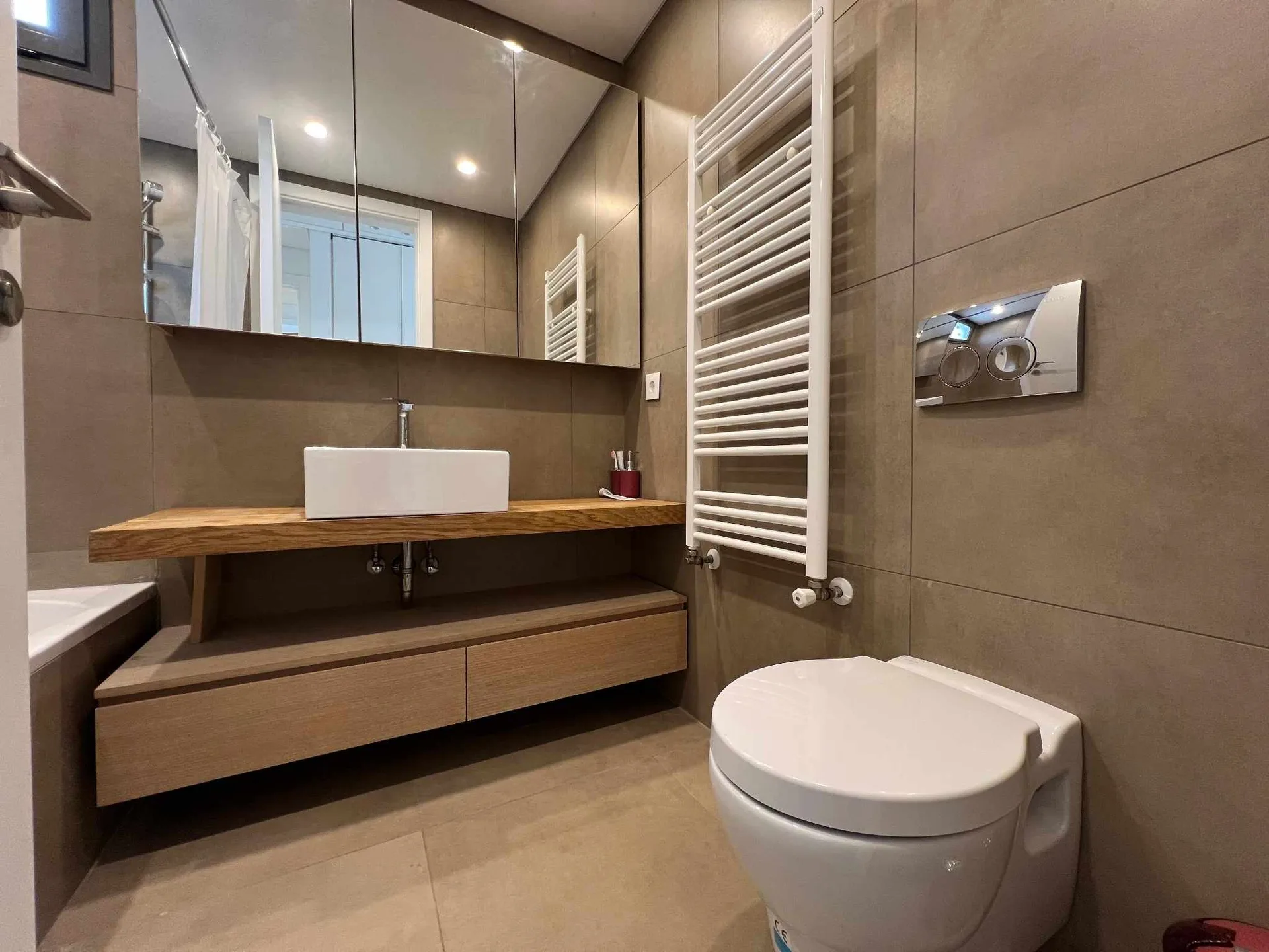 Apartment for Rent in Achrafieh, Beirut, Lebanon — الصورة 7