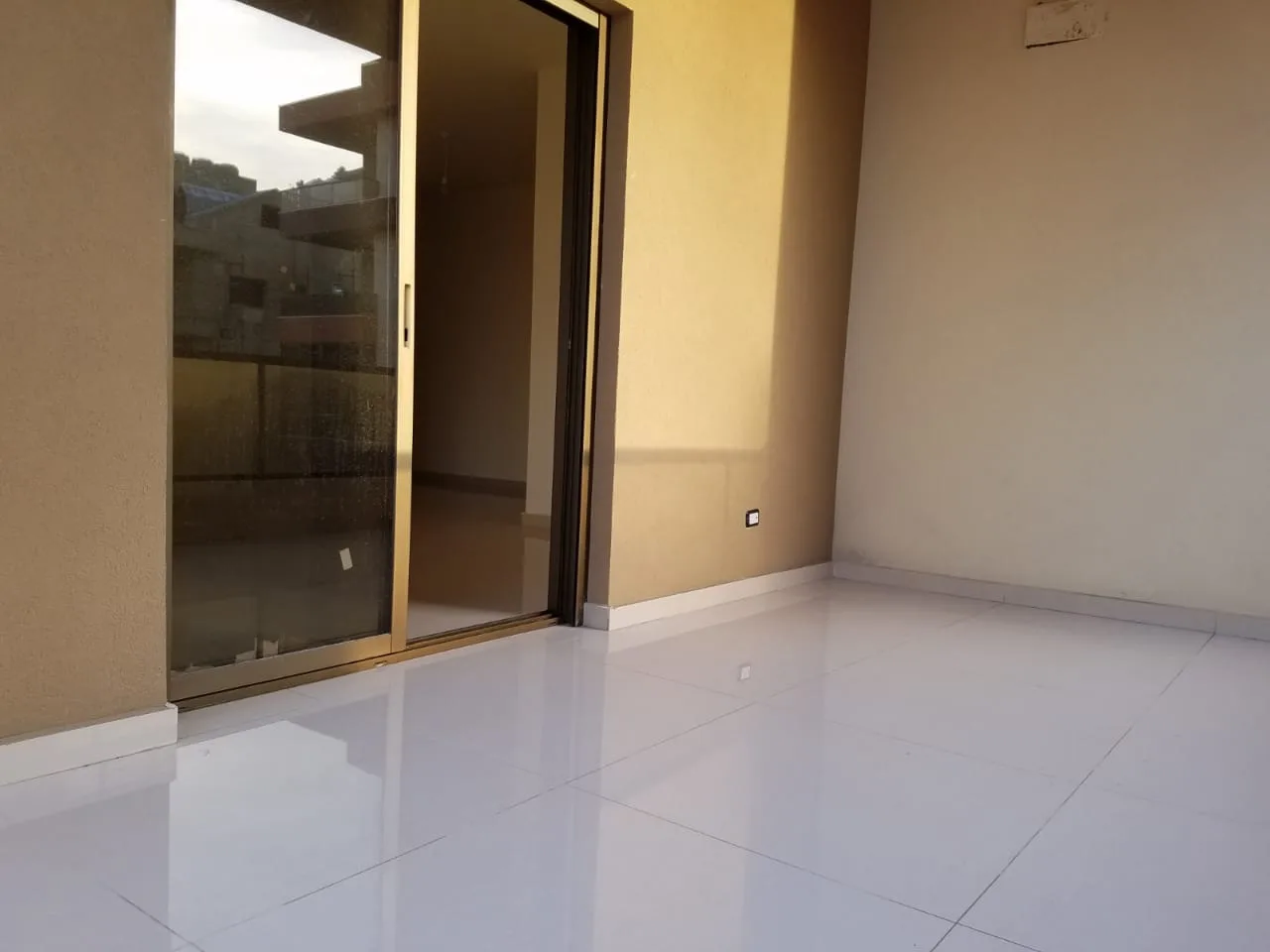 Apartment for rent in Blat, Lebanon — الصورة 2