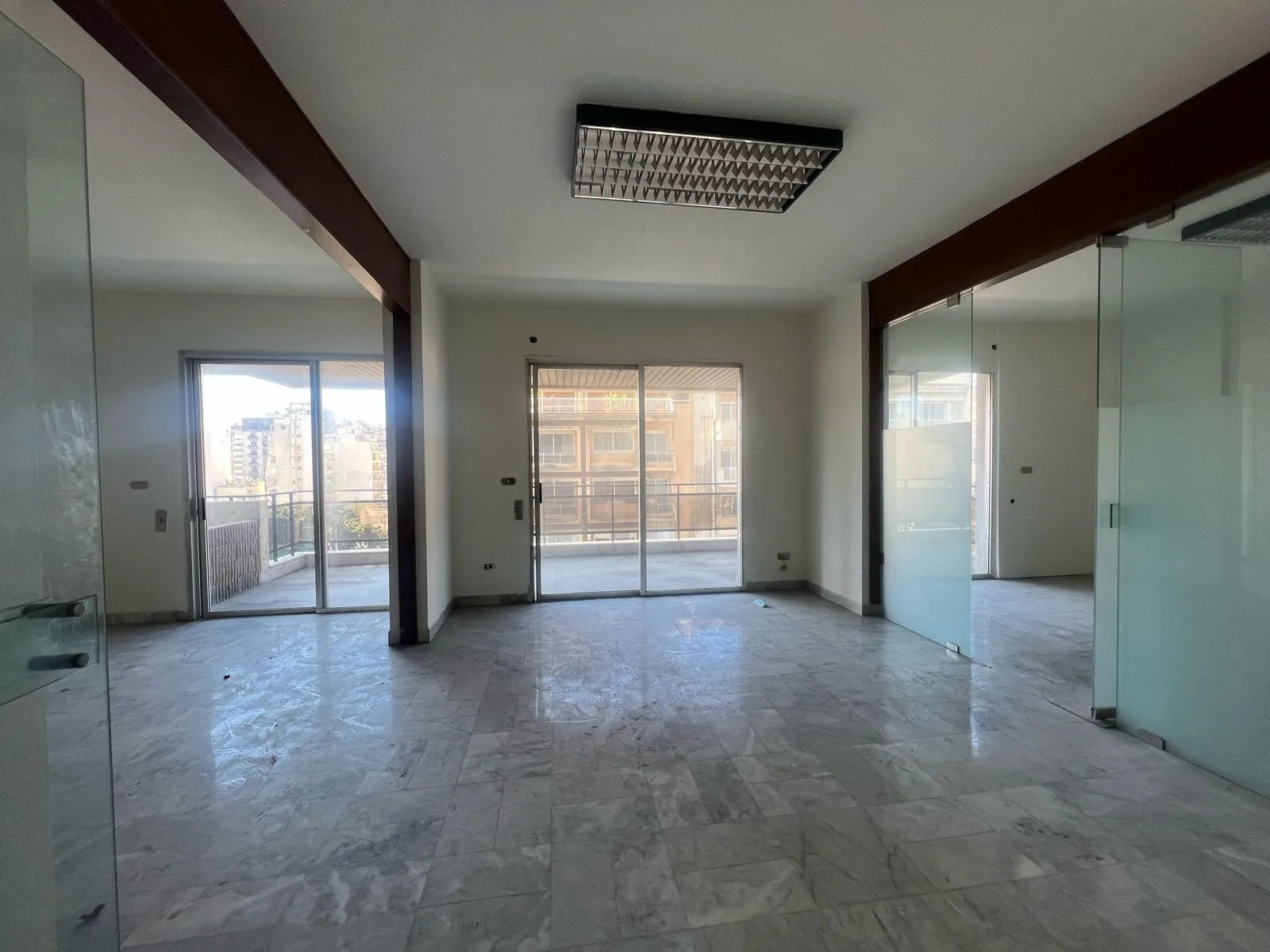 Office for Rent in Sodeco, Beirut, Lebanon — الصورة 2