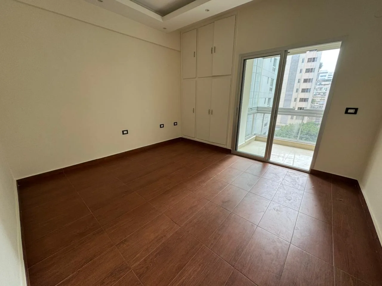 Apartment for Rent in Raoucheh — الصورة 5