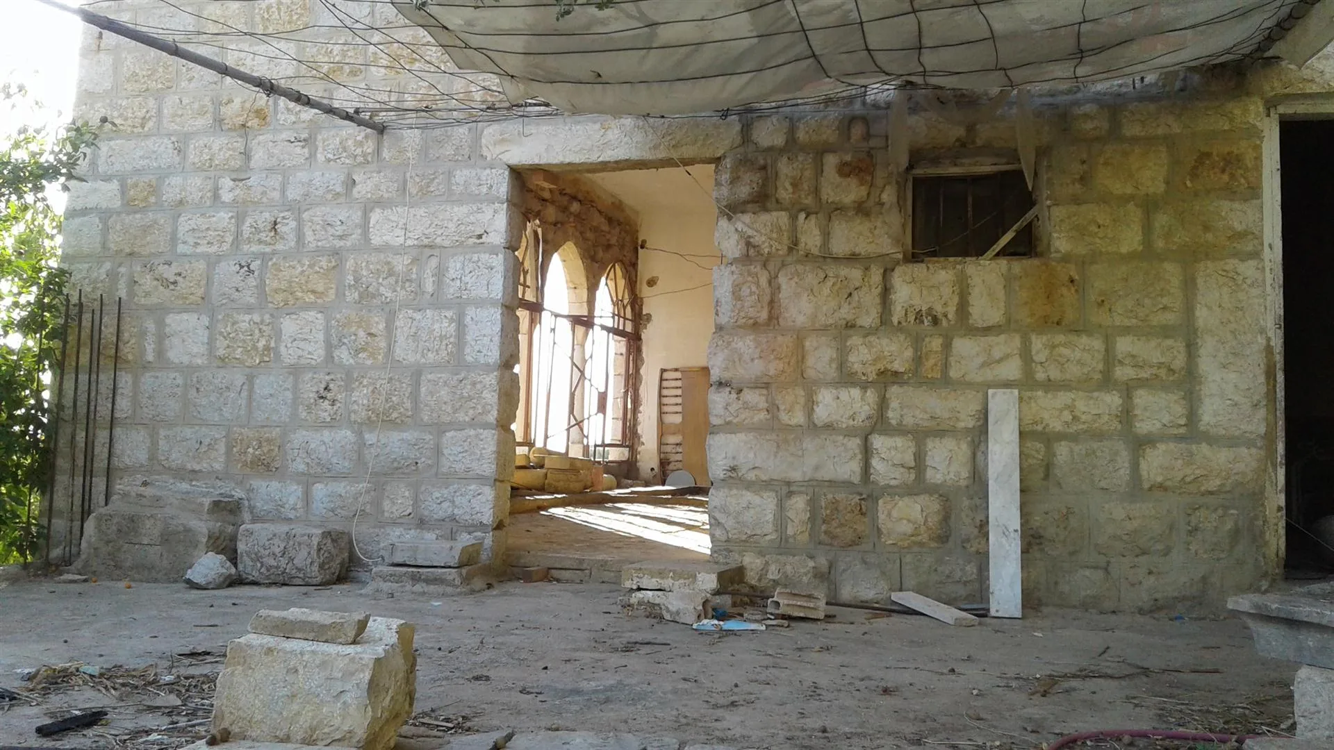 Villa for Sale in Baabdat, Lebanon — الصورة 3