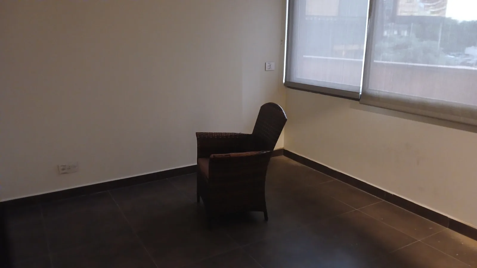Office for rent in Zalqa — الصورة 4