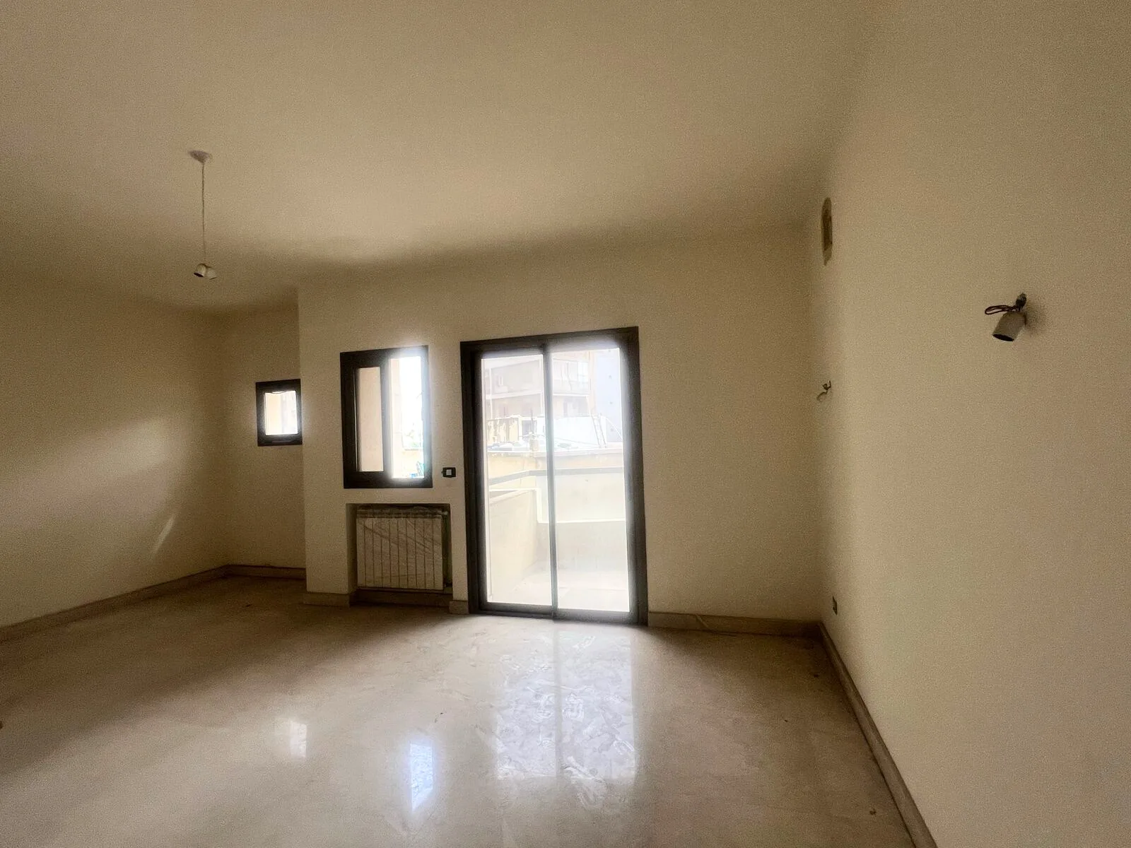 Apartment for Sale in Sioufi — الصورة 8