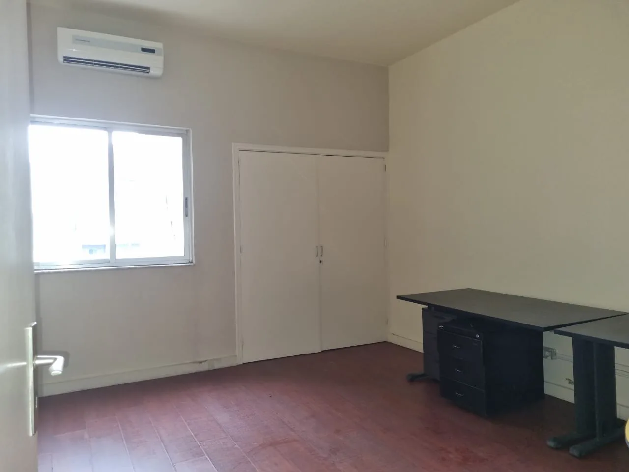 Office for rent in Verdun, Beirut, Lebanon — الصورة 6