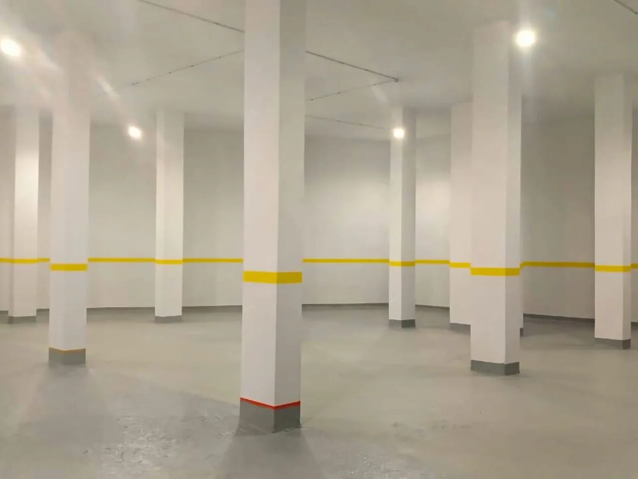Warehouse for sale in Dbayeh — الصورة 4