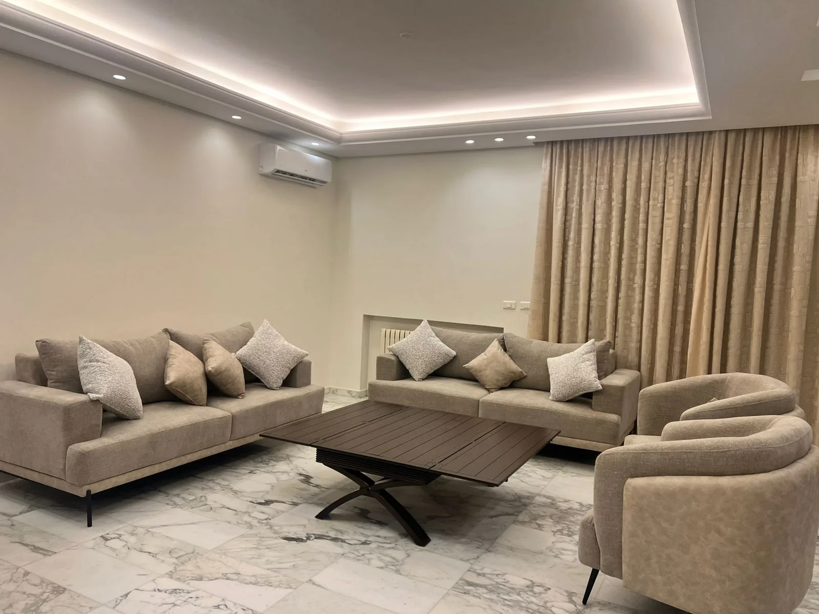 Apartment for Rent in Bsalim, Lebanon — الصورة 9