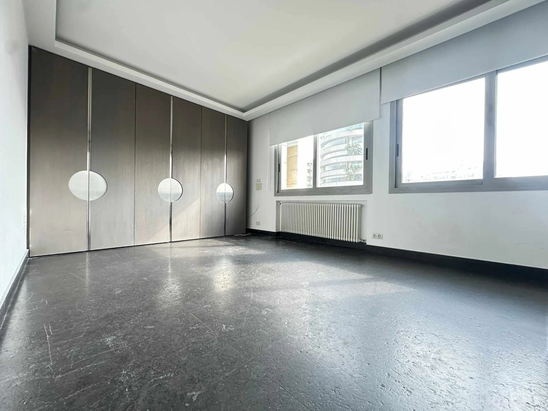 Apartment for sale in Clemenceau, Beirut, Lebanon — الصورة 9