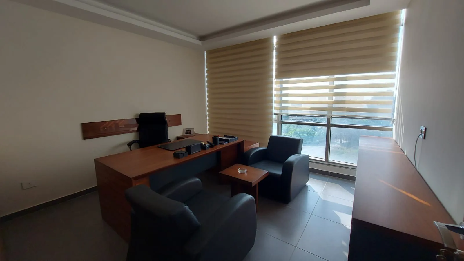 Office for rent in Byblos — photo 3