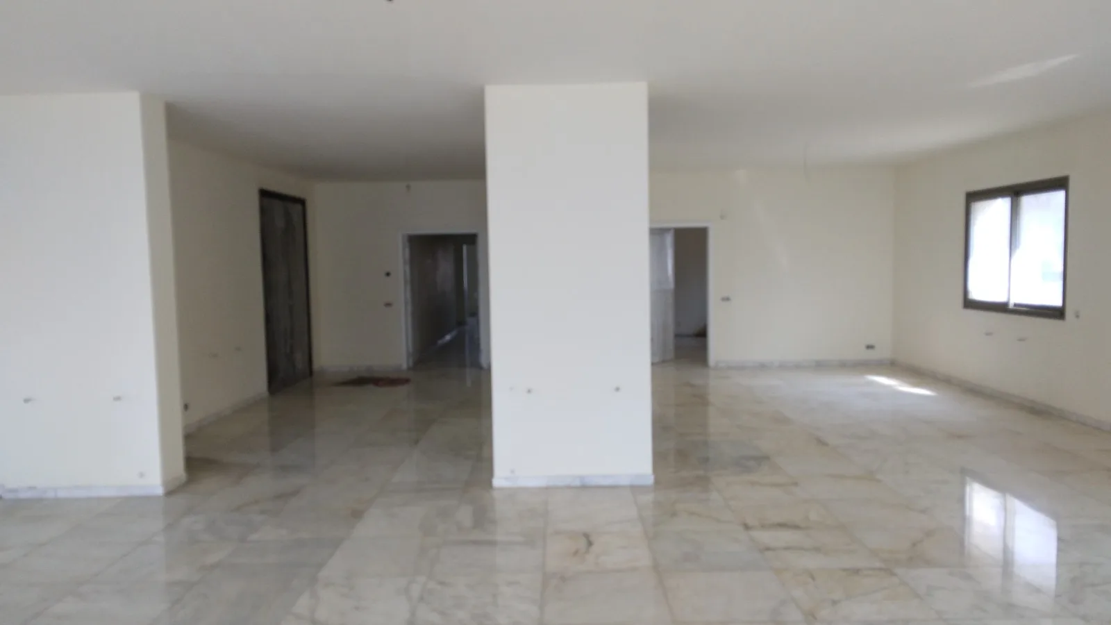 Office for rent in Aoukar — الصورة 5