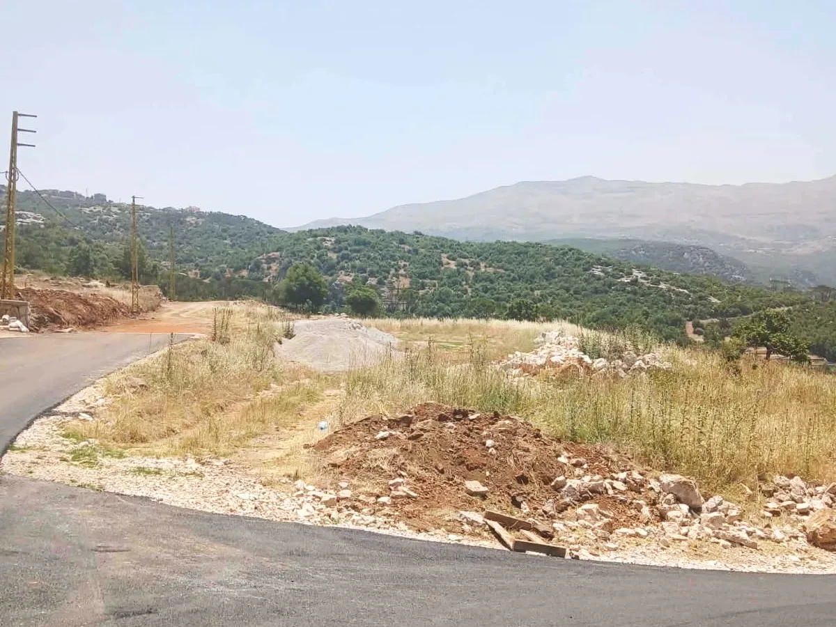 Land for Sale in Mtein — الصورة 2