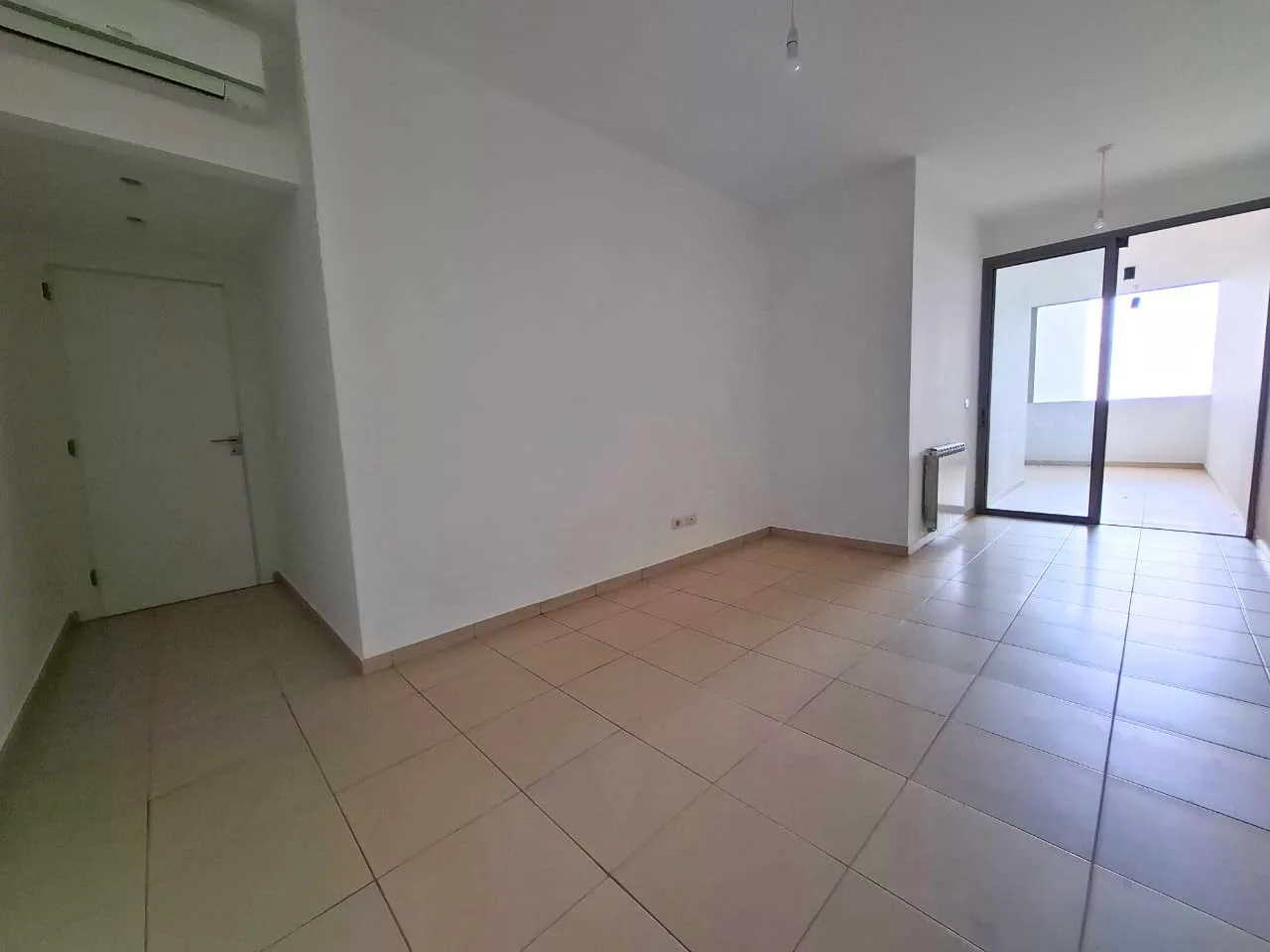 Apartment for Sale in Sahel Aalma, Lebanon — الصورة 6