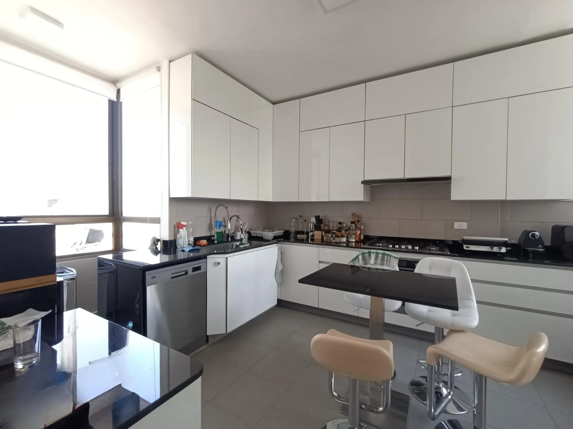 Apartment for Sale in Achrafieh, Beirut, Lebanon — الصورة 6