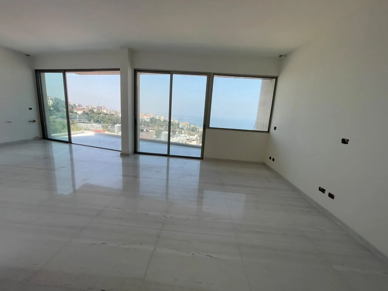 Apartment for Sale in Bsalim — الصورة 2
