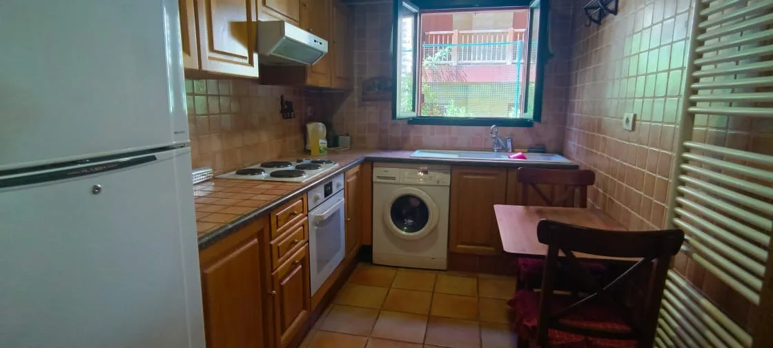 Chalet for rent in Kfardebian — الصورة 7
