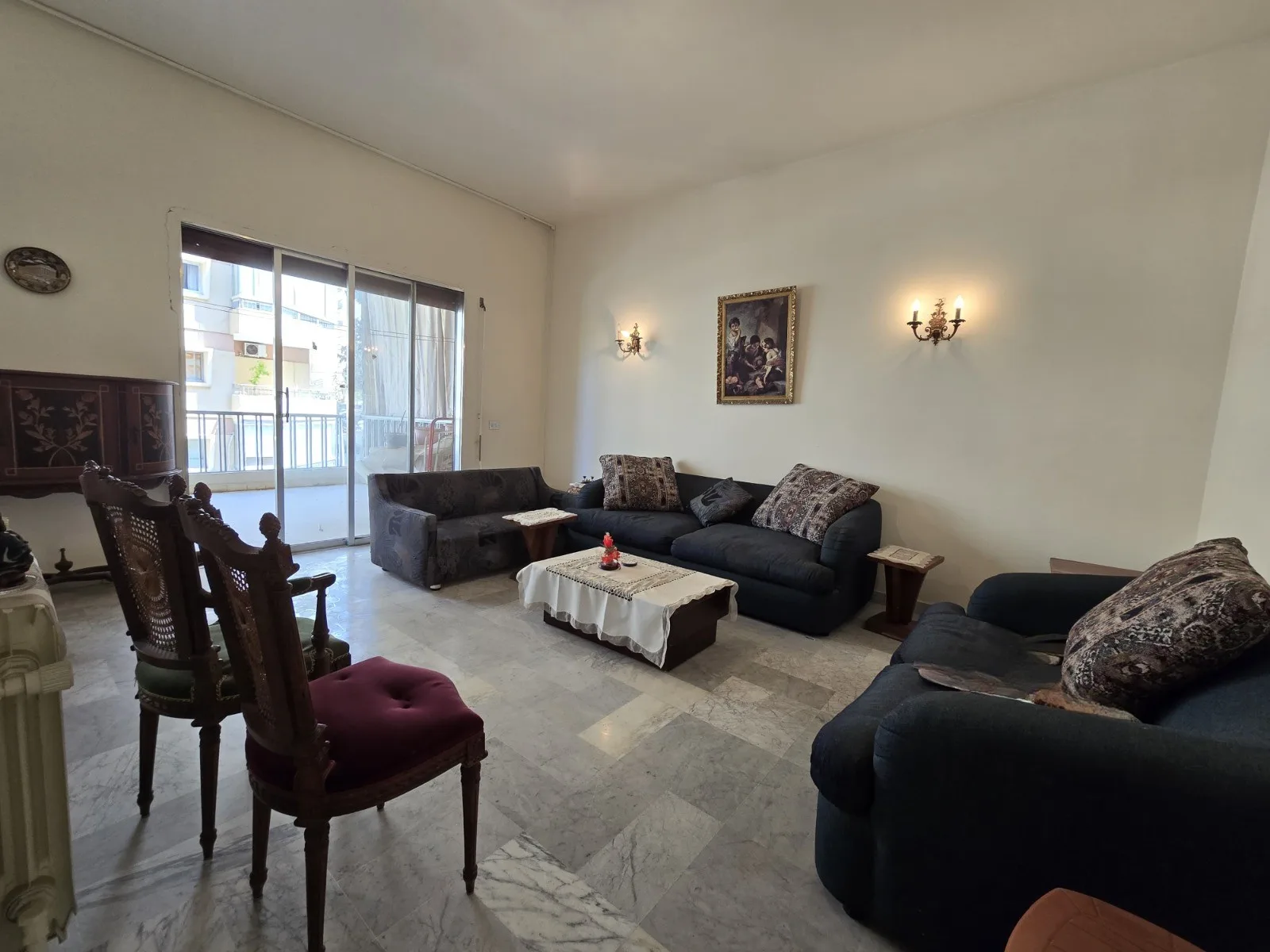 Apartment for Sale in Syoufi, Beirut, Lebanon — الصورة 2
