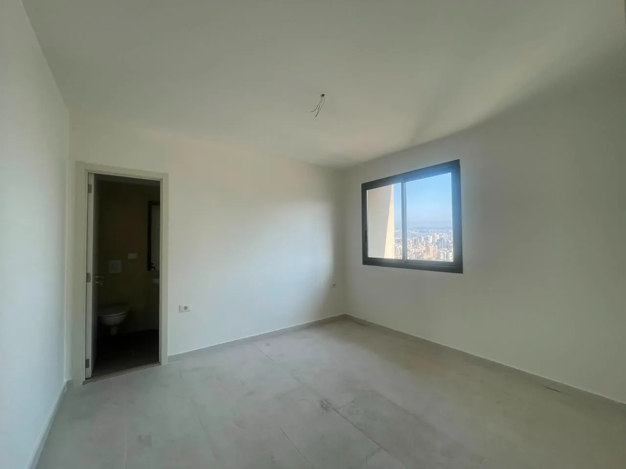 Duplex for sale in Achrafieh — الصورة 3