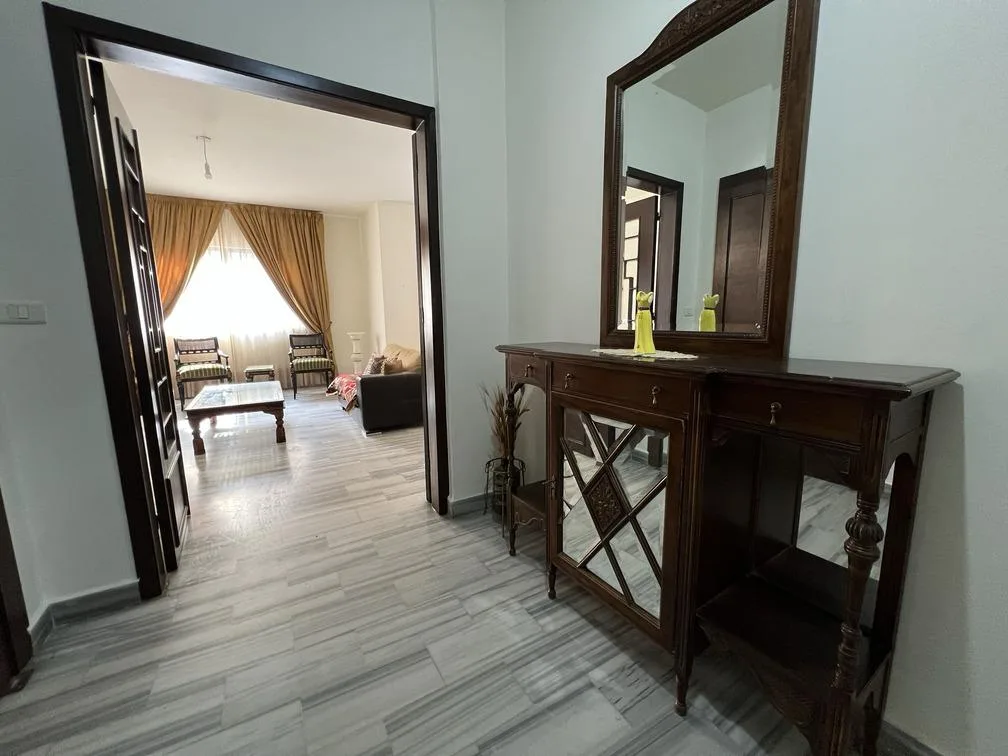 Apartment for Rent in Achrafieh, Remeil, Lebanon — photo 3