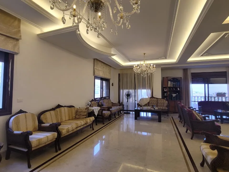 Building for Sale in Zahlé — الصورة 2