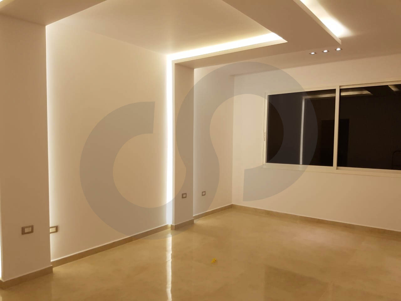 Fully Renovated Apartment/High-End Finishing/Spacious 240 SQM/AL HOSH-TYRE — الصورة 3