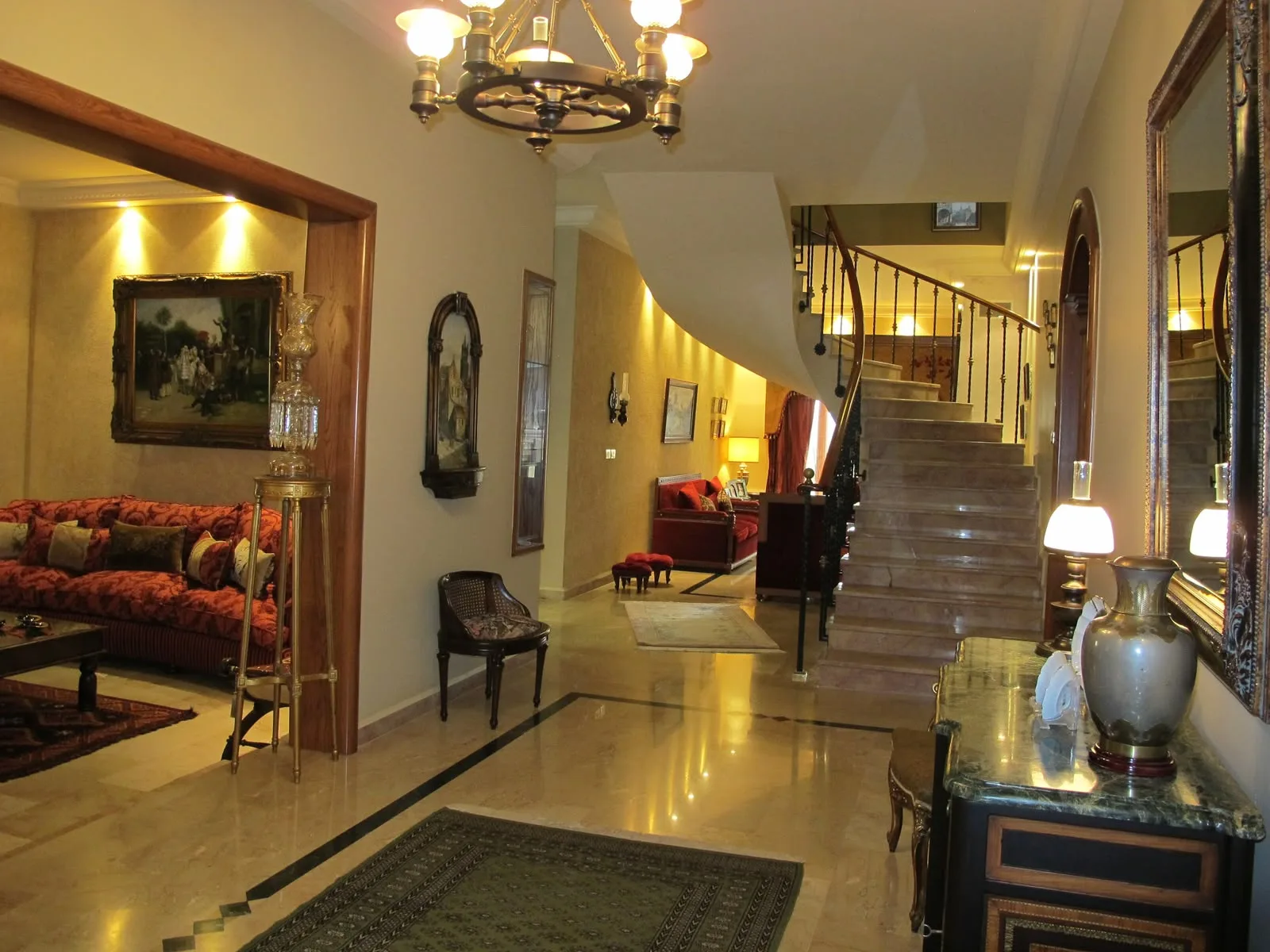 Villa for Sale in Aamchit, Lebanon — الصورة 7