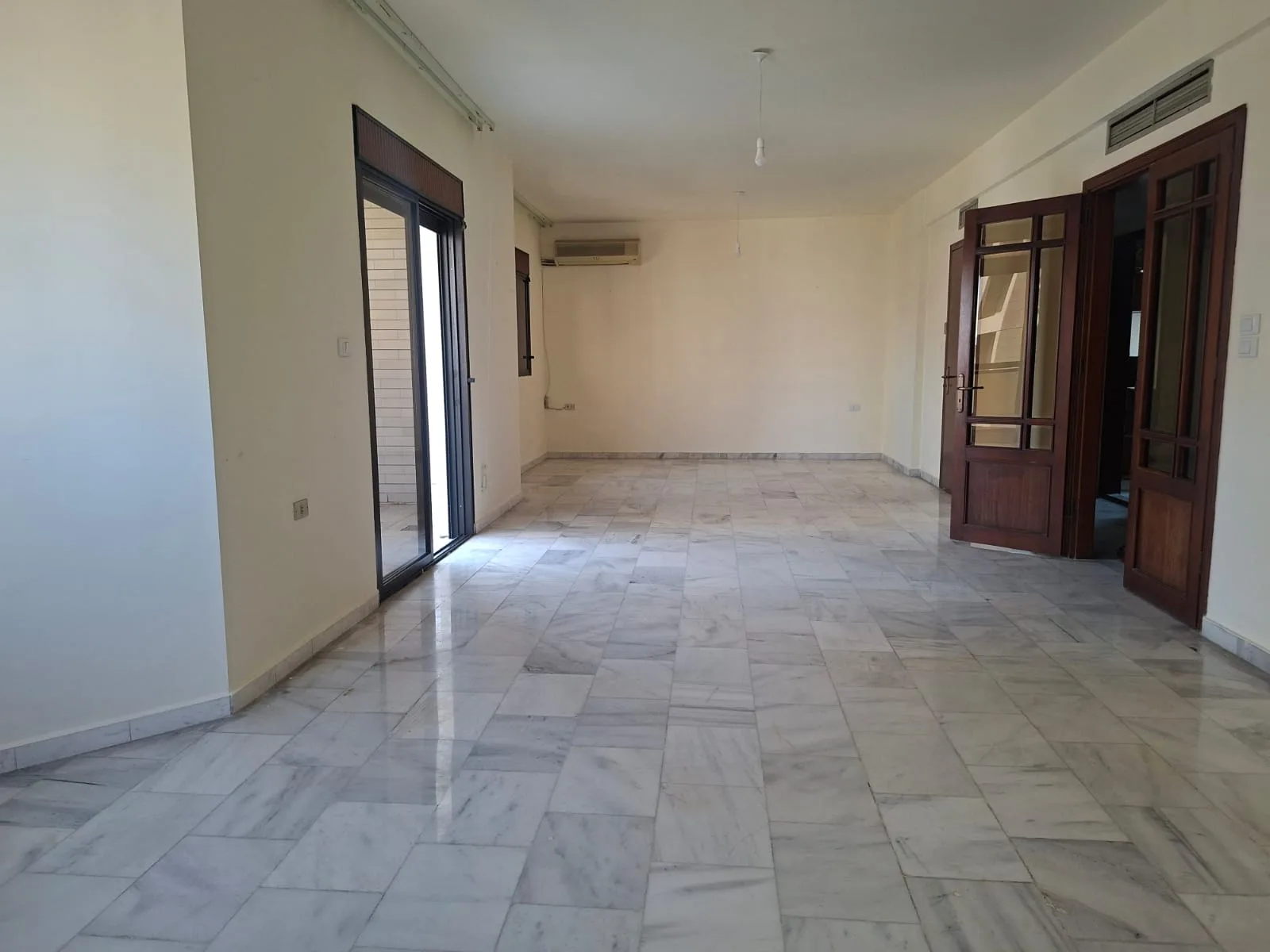 Apartment for Sale in Ras Beirut