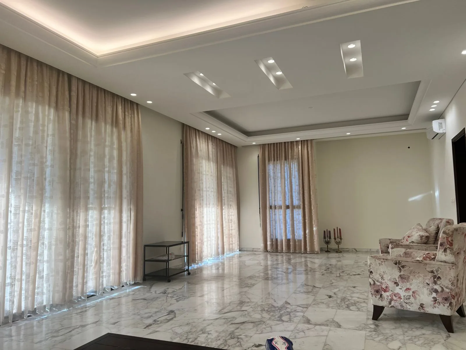 Apartment for Rent in Bsalim, Lebanon — الصورة 10