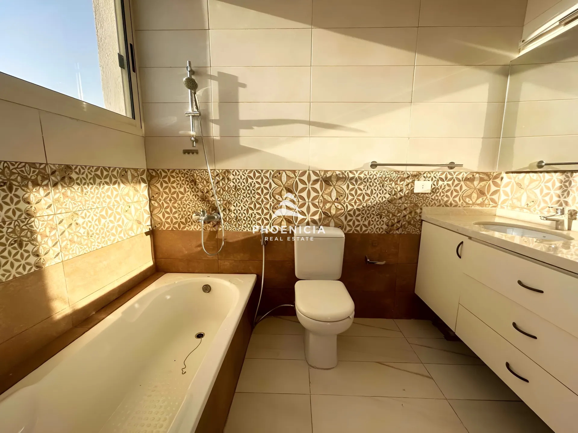 Apartment for Sale in Blat — الصورة 7