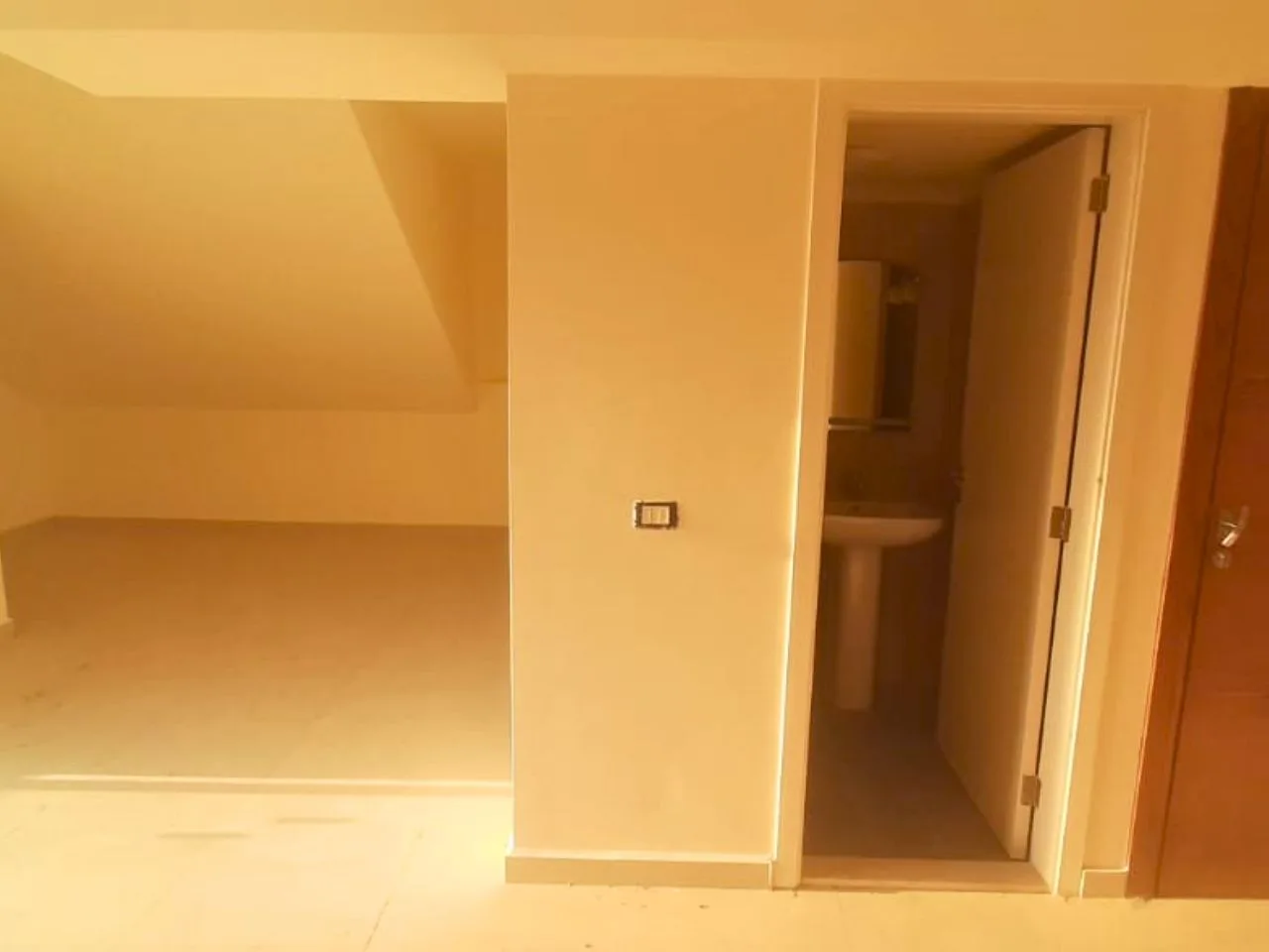 Duplex for Sale in Nabiyeh, Lebanon — الصورة 10