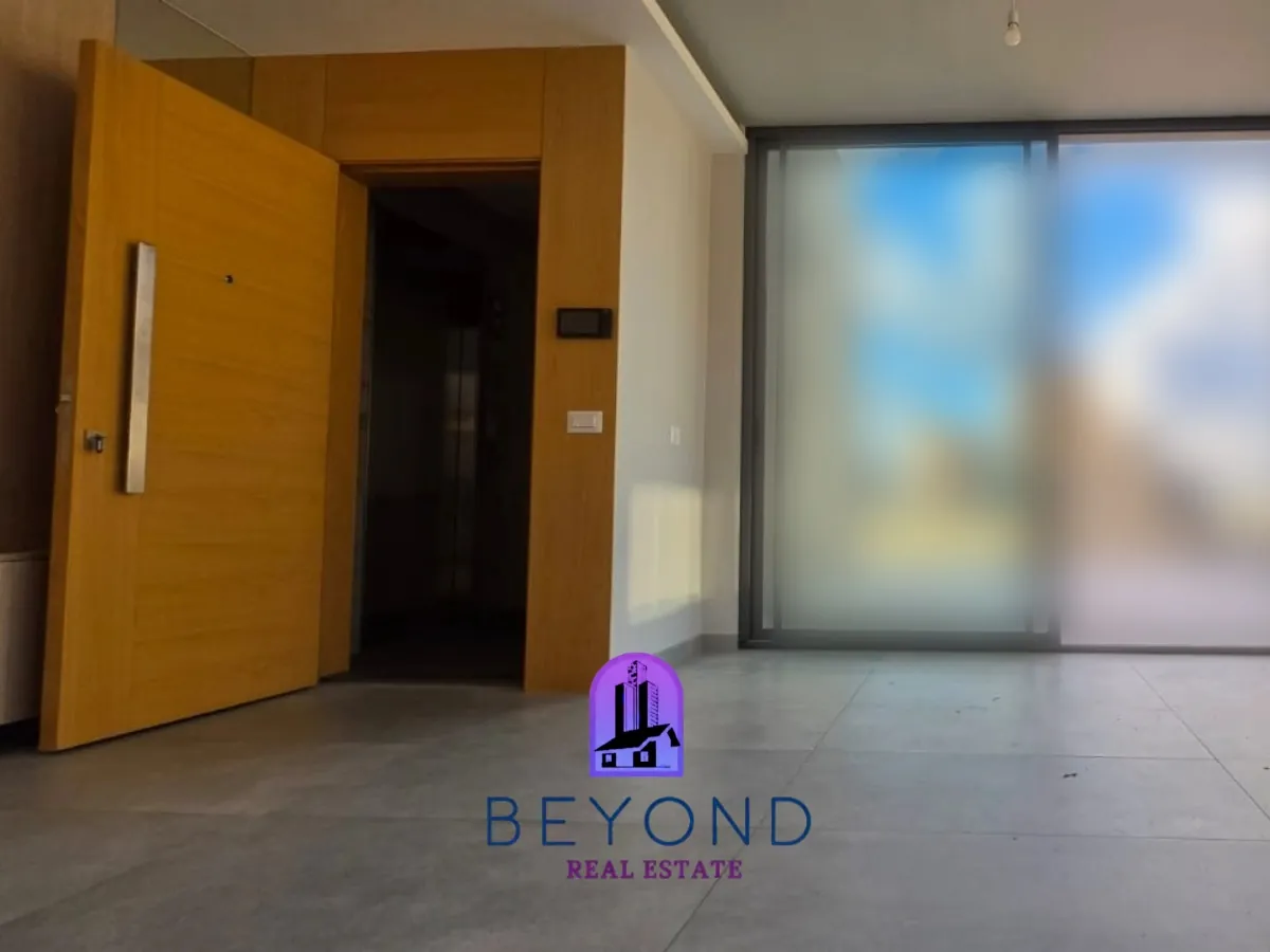 Apartment for Sale in Spears — photo 2