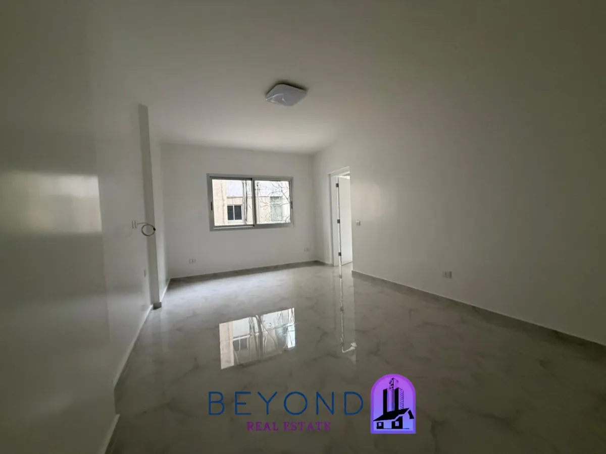 Apartment for Sale in Clemenceau — photo 2