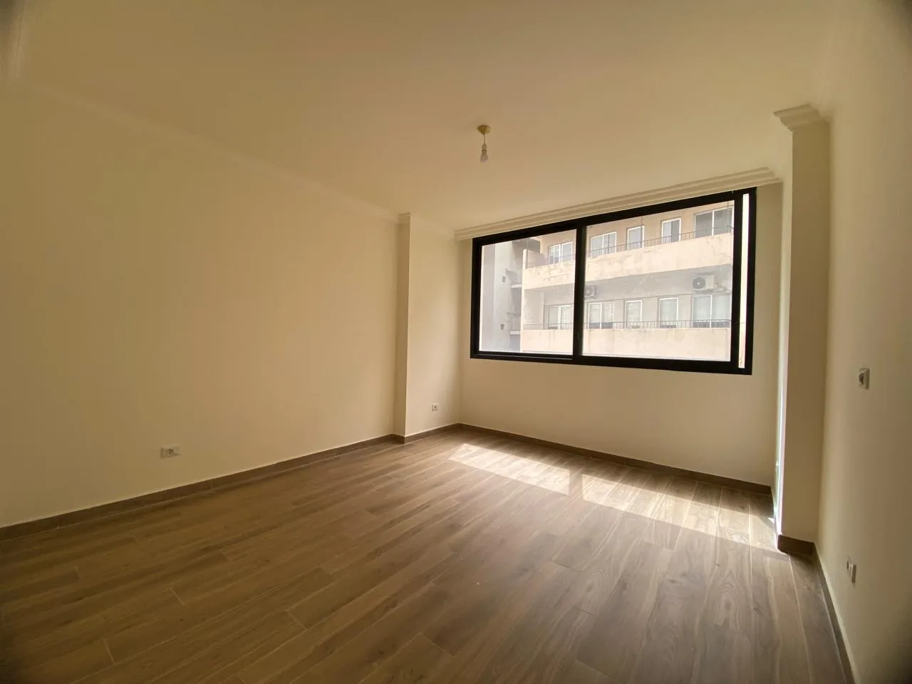 Apartment for sale in Achrafieh, Beirut, Lebanon — الصورة 4