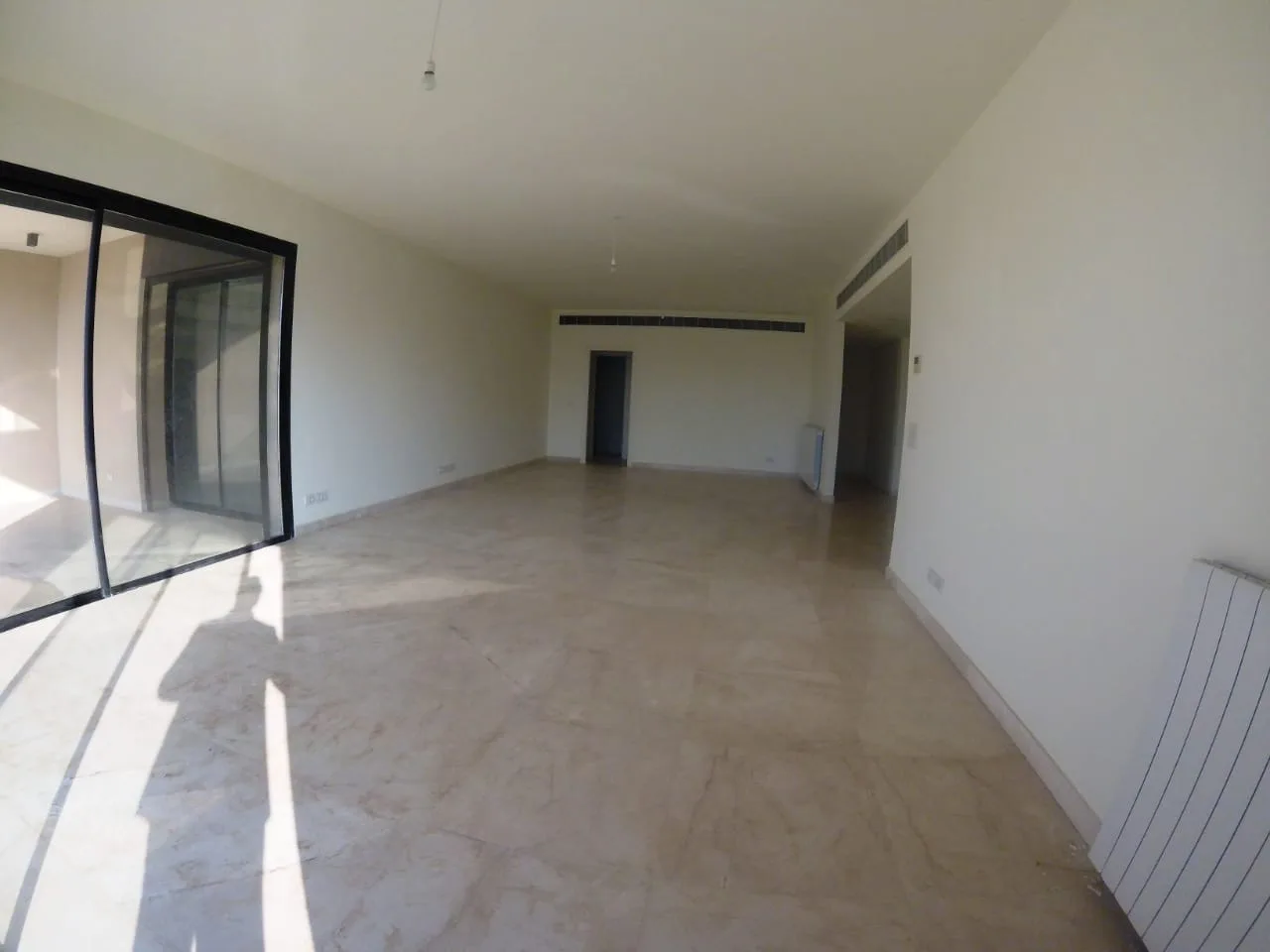 Apartment for Sale in Clemenceau, Beirut, Lebanon — الصورة 4