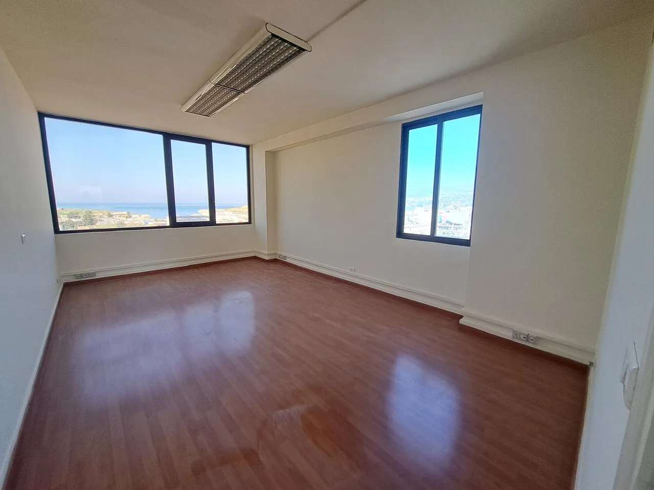Office for rent in Daoura, Lebanon — الصورة 9