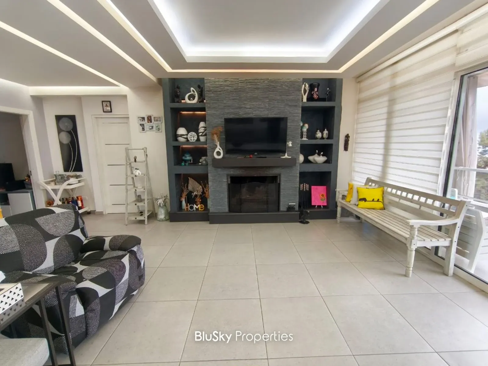 Apartment 170m² with Terrace for Sale in Ain Aalak — photo 5