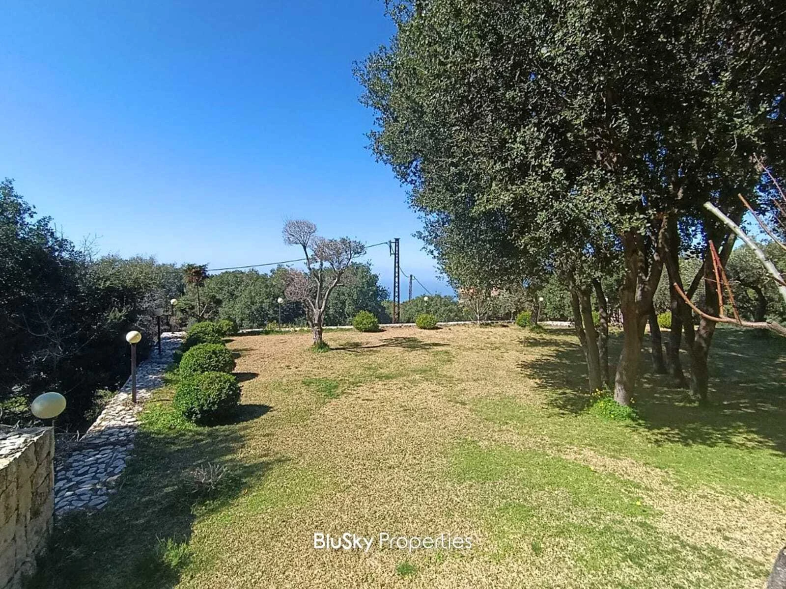 Land 800m² for Sale in Aalita — photo 2